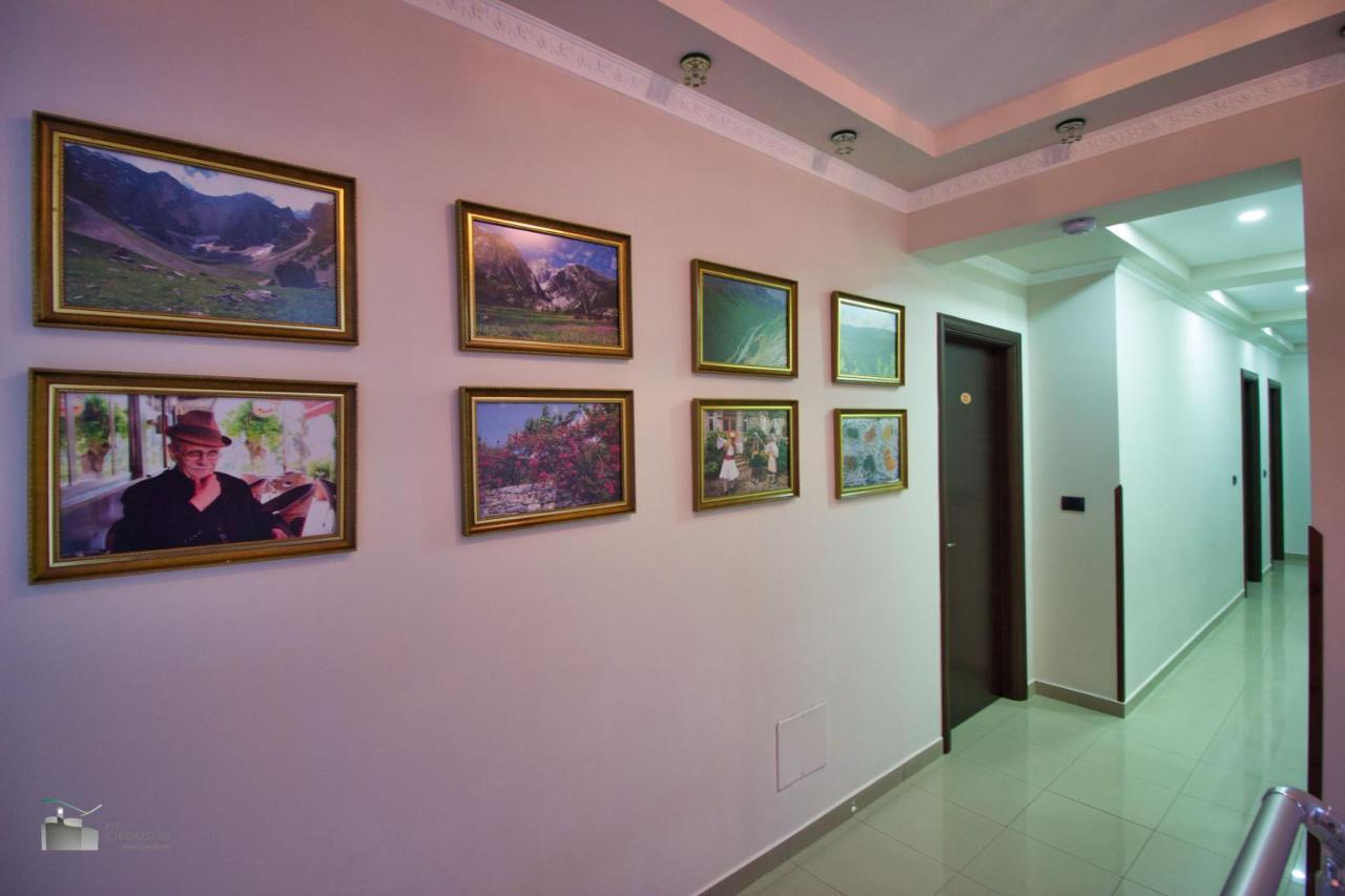Alvero Hotel Permet Exterior photo